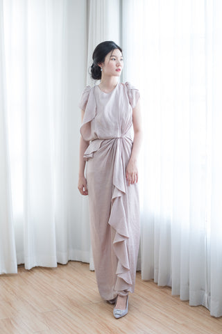 Chai Sleeved Dress in Champagne