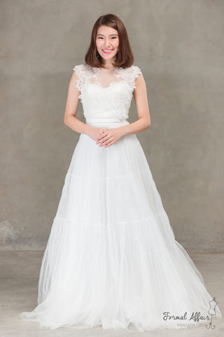Patarasiri Gown in Ivory - The Formal Affair