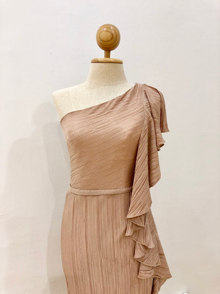 One Shoulder Pleats in Beige